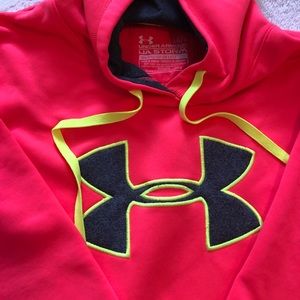 Under Armour Sweatshirt